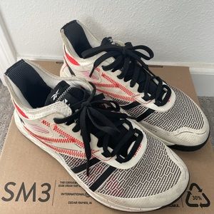 Cross training Tennis Shoes